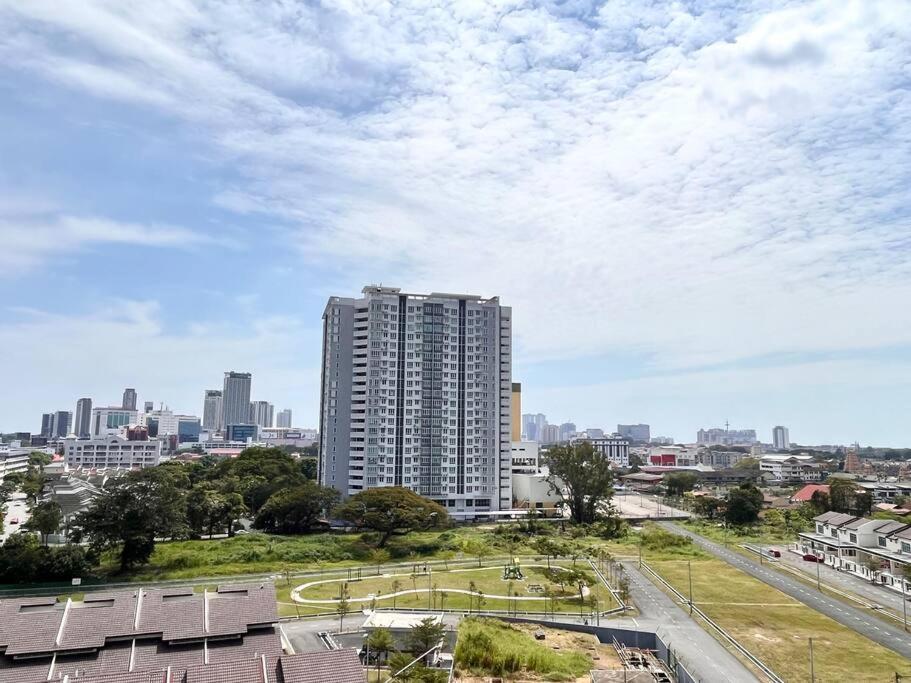 Ins Suite @ The Quartz Residence-Infinity Pool Malacca Exterior photo